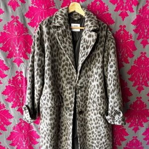 Old Navy women’s animal print coat